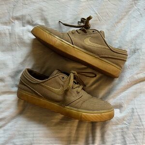 Nike Janoski Shoes